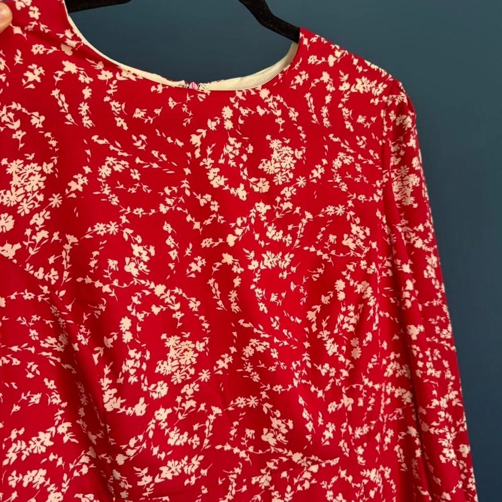 En Saison Red Floral Dress Women's Size Medium Long‎ Sleeve Maxi Anthropologie